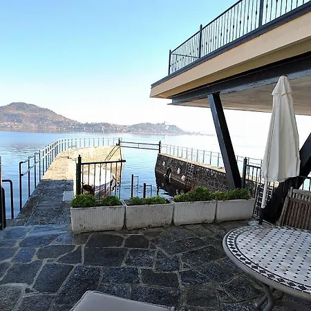 Sleeps 4 Pool Wifi Apartment *
