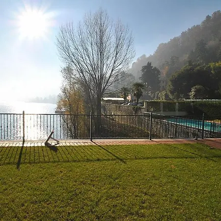 Sleeps 4 Pool Wifi *