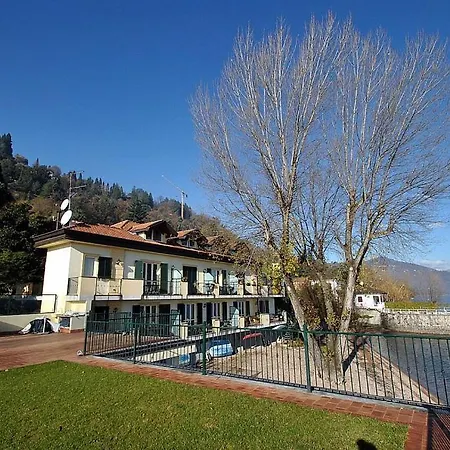 Sleeps 4 Pool Wifi * Meina