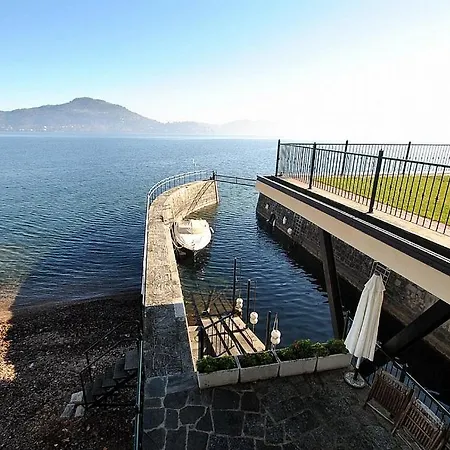 Apartment Sleeps 4 Pool Wifi Meina